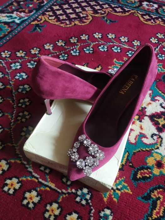 Продам вечерние платья