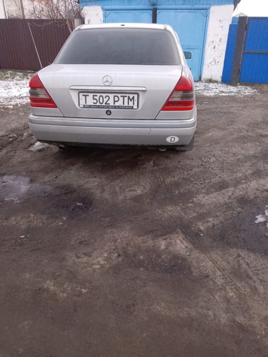 Продам машину Мерседес