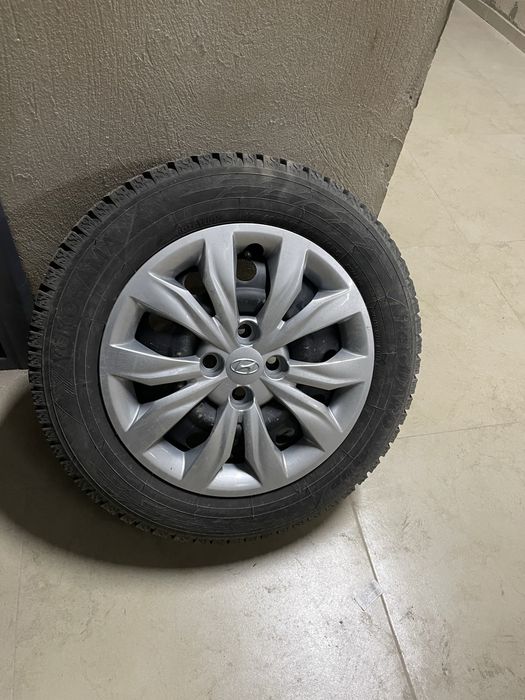 Диски с шинами на R15  hyundai accent