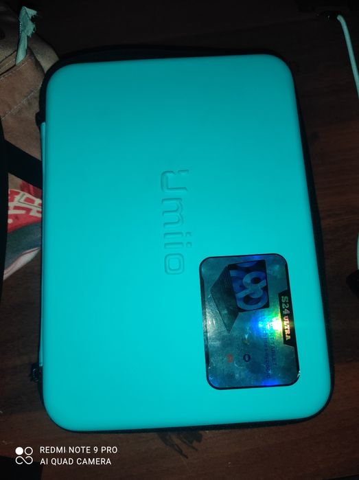 Планшет продаю без гарантии