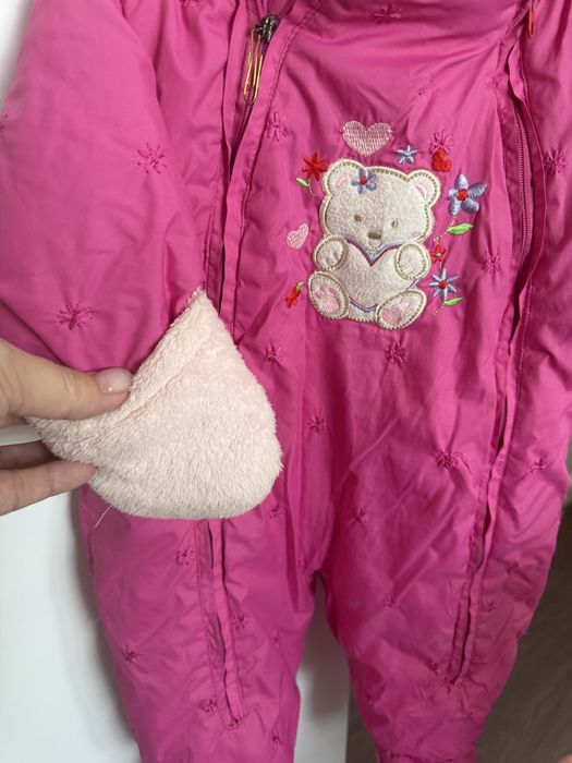 Отдам комбинезон на девочку