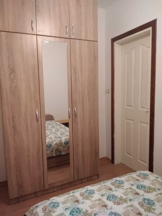 Дава се под наем Двустаен апартамент в Варна, Цветен квартал - 40 кв.м за 306 € - Снимка #3