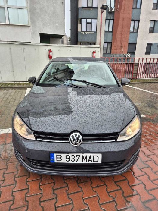 Volkswagen  GOLF  7   MANUAL  2013