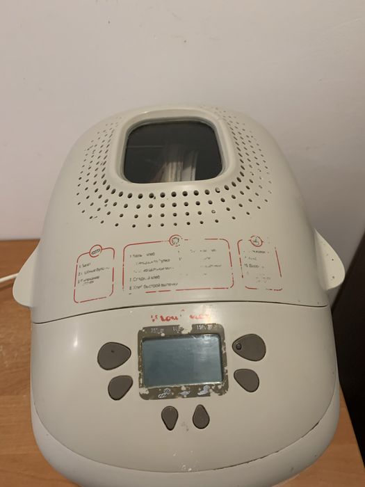 Продам хлебопечь МоuIinex