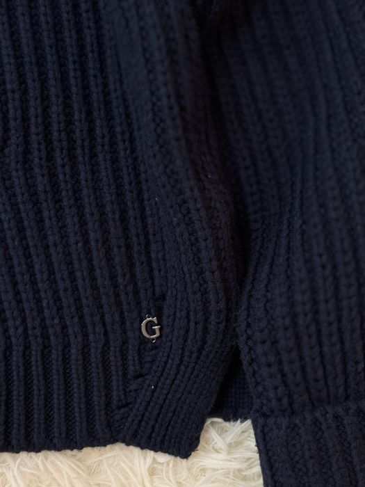 Свитер теплый Guess