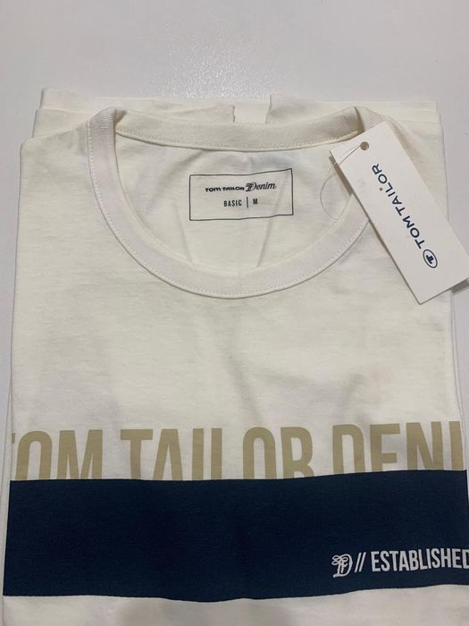 Продается мужская футболка