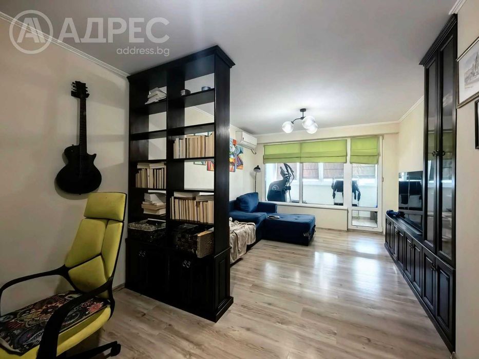 Двустаен апартамент, Широк Център, 60 кв.м., ет. 8, след ремонт, обзаведен