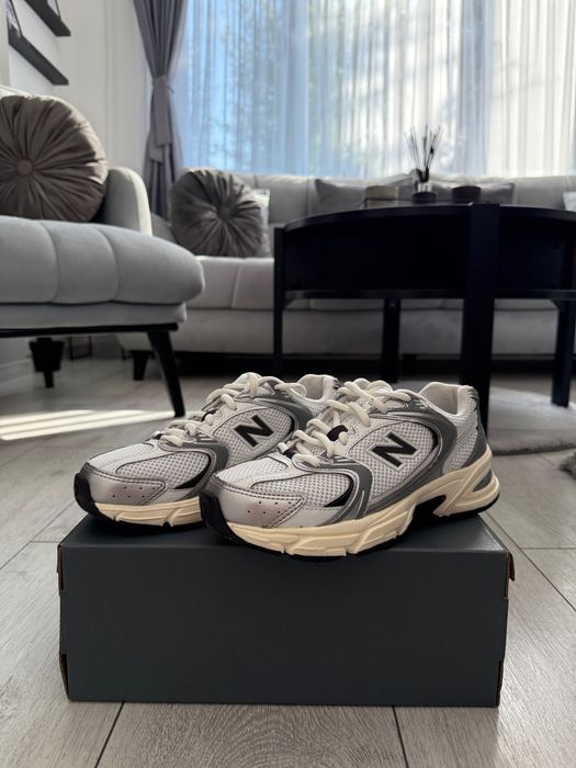 Обувки - New Balance 530