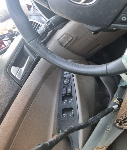 carenaj stanga dreapta fata spate macara geam planetara Hyundai Tucson 3 facelift  motor 2.0crdi D4HA Dezmembrez