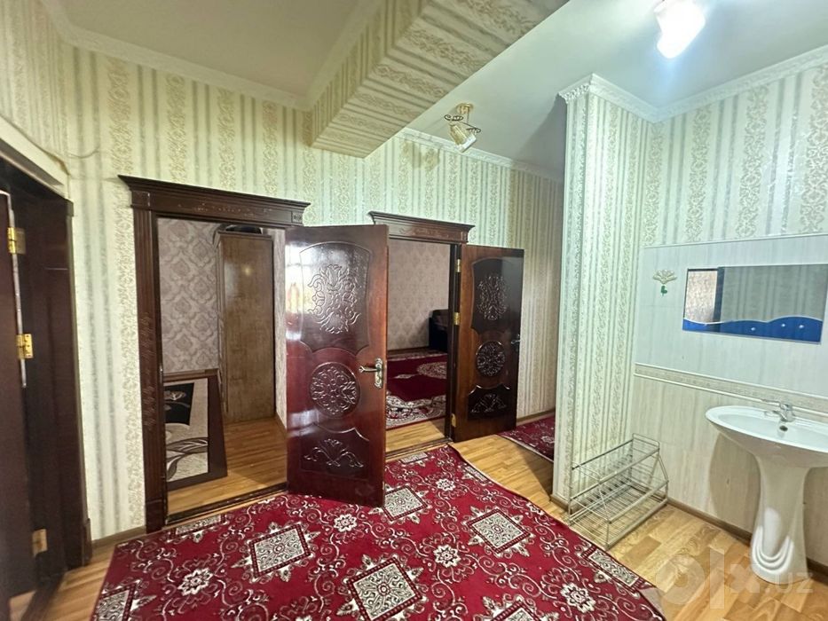 Дехкон бозор янда 3 хонали ЛЮКС квартира ИЖАРАГА