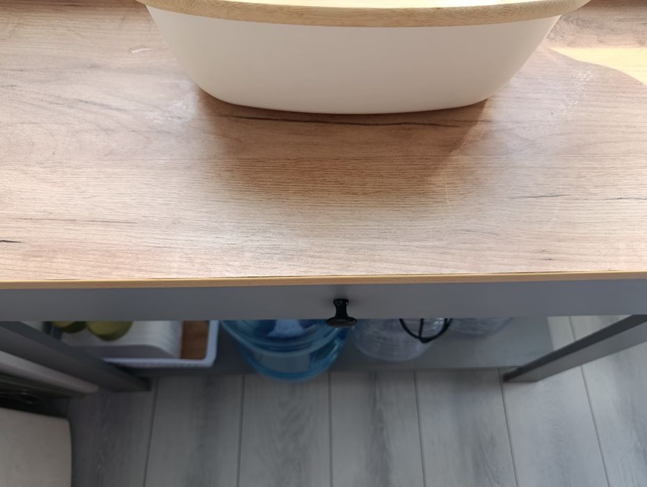 Продам консольную тумбу