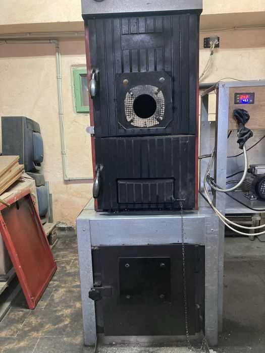 Продавам котел solid sf-05