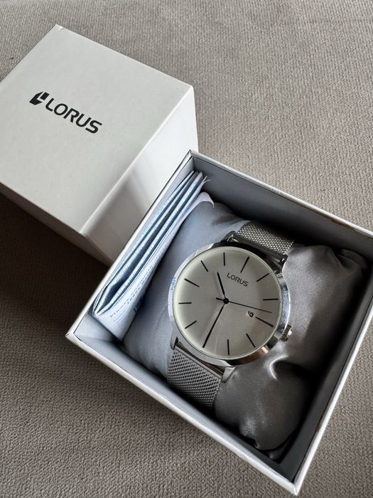 Мъжки часовник Lorus /НОВ/