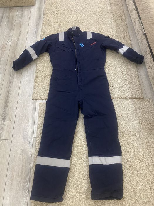 Продам спец комбинезон