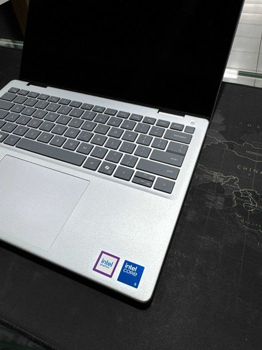 Dell Inspiron 14 Core5-120U/8GB/512GB SSD/15.6 FHD IPS