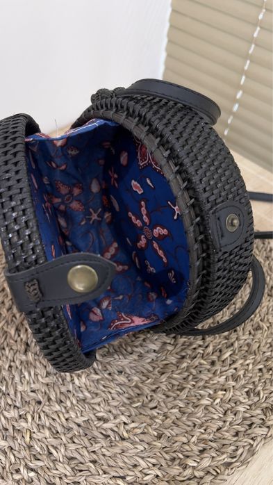 Клатч , элегантный и удобный