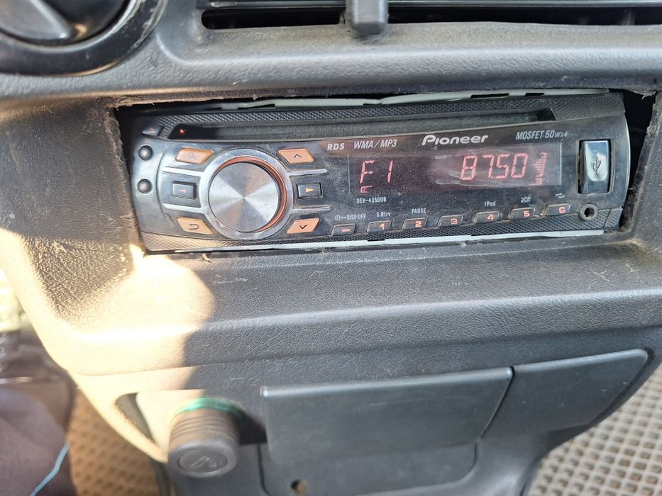 Pioneer магнитола с юсб.