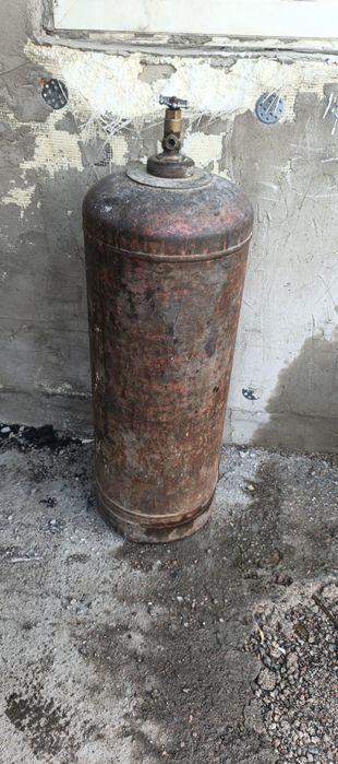Продам газовый баллон 50 литров