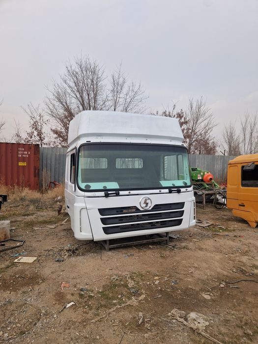 Кабина на тягач шахман F3000