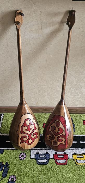 Домбра маленкий новый