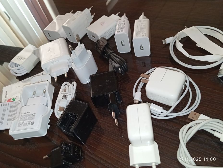 Зарядники дела телефоны