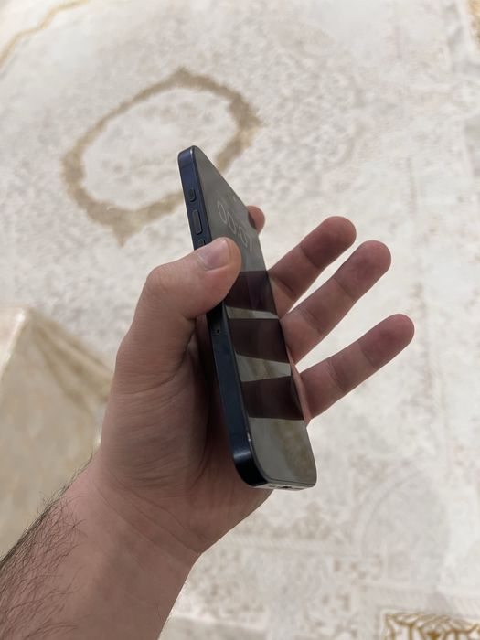 iPhone 15 pro 128 gb