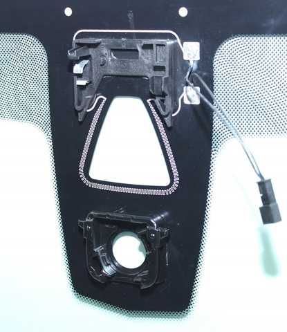 Предно стъкло BMW 5 F-10 / F-11 СЕНЗОР + КАМЕРА 2012 - 2017 година