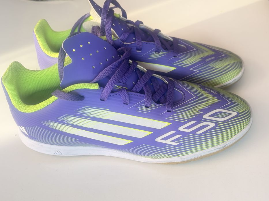 Обувки за футбол Adidas