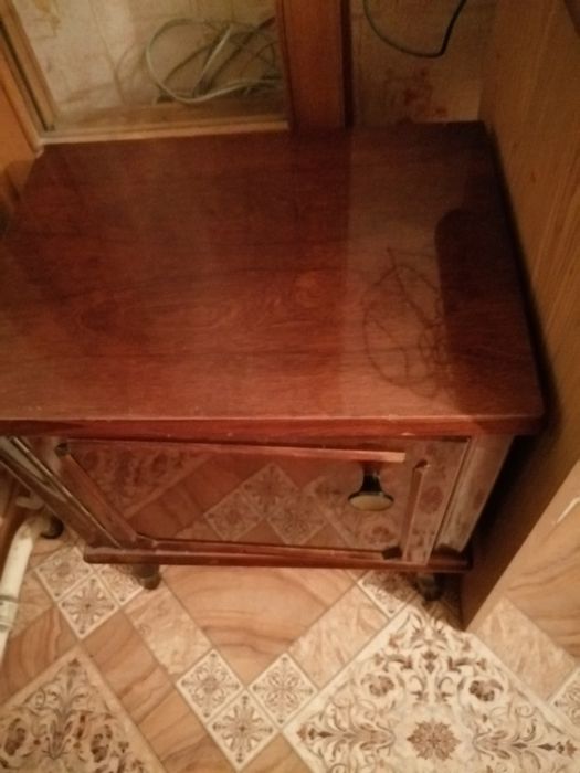 Трюмо советское с зеркалами, шкафы, сервант