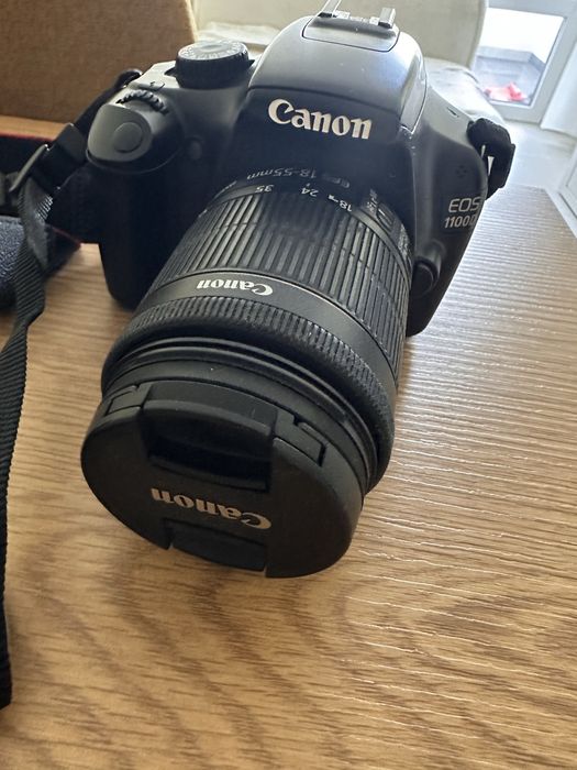Фотоапарат Canon EOS 1100D