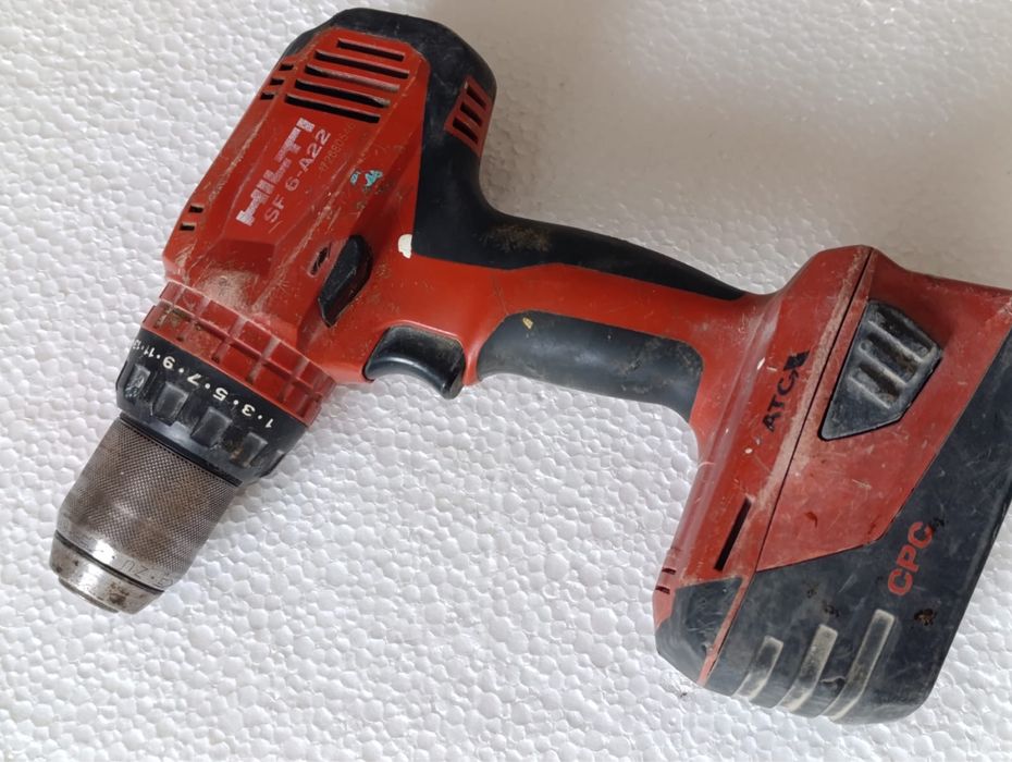 Шуруповерт     Бу