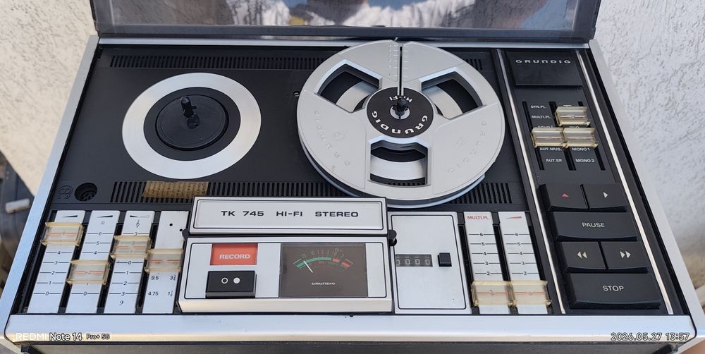 magnetofon de epocă Grundig TK 745 Hi-Fi