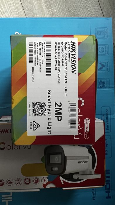 Sistem supraveghere Hikvision – DVR 4 canale + 2 camere ColorVu 2MP, pachet complet, nou