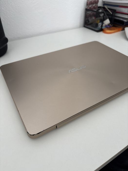 Laptop Asus ZenBook