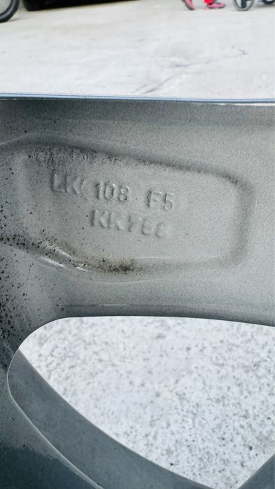 Джанти със гуми за джип rial 18