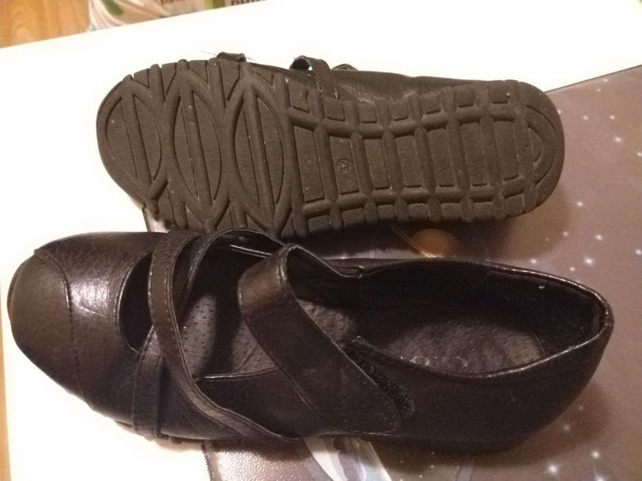 Черни балеринки номер 32