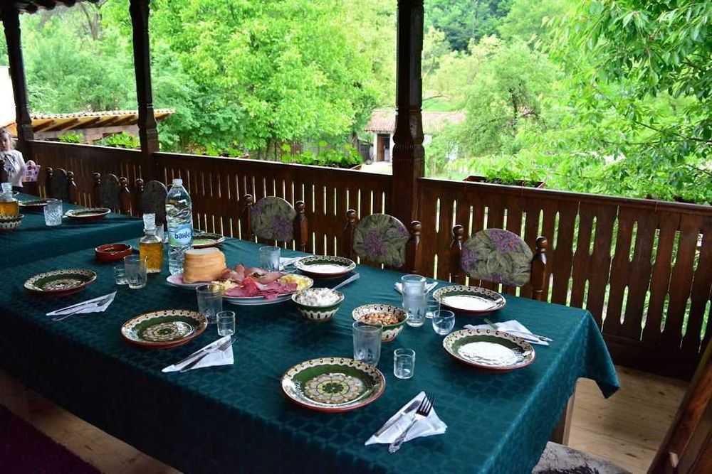 Продава се Къща в Елена - 240 кв.м за 1246 €/кв.м - Снимка #8