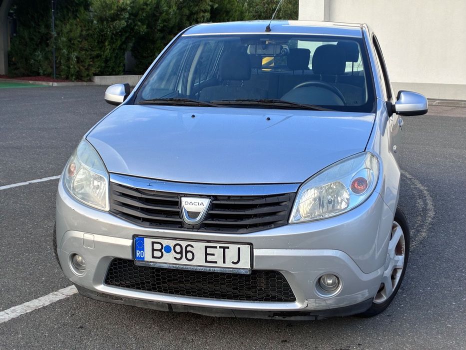 Dacia Sandero 85000km, fara evenimente majore, necesita mici retusuri