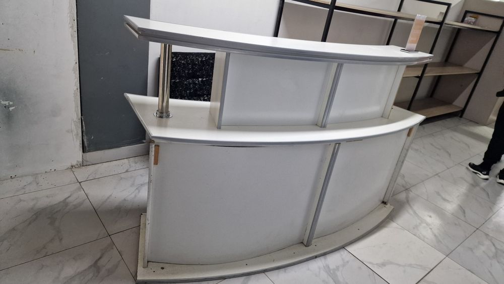 Продаётся витрины б/у