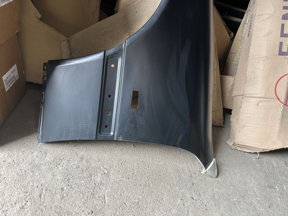 Крыло Мерс w202