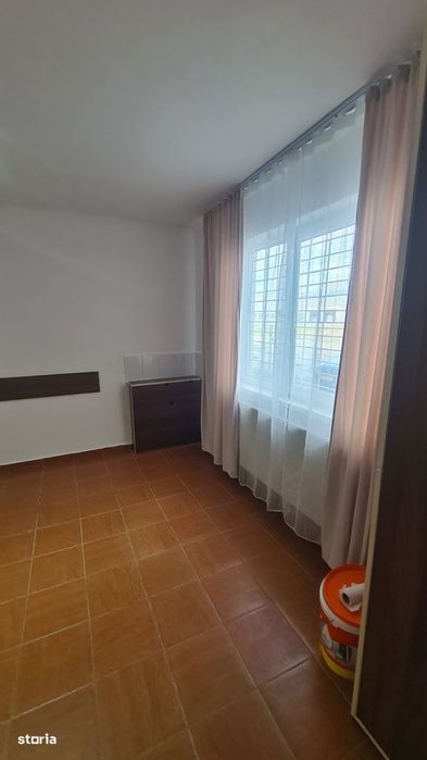 Spațiu comercial de închiriat în Curtea de Argeș.