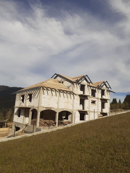 Meseriași construcții!