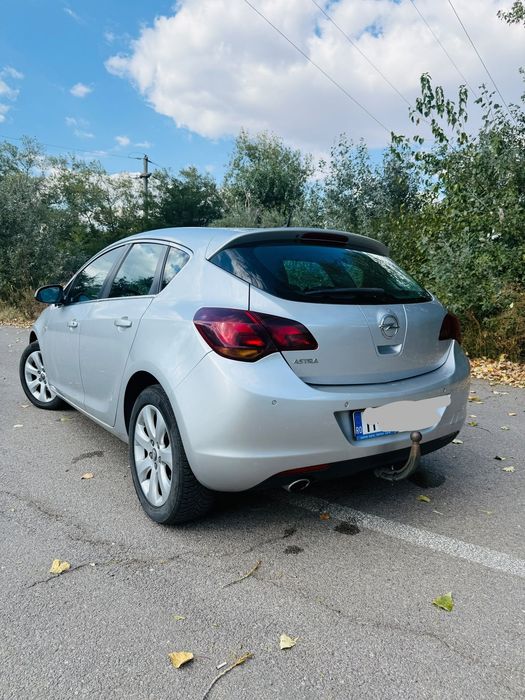 OPEL Astra 2011 — imagine 4