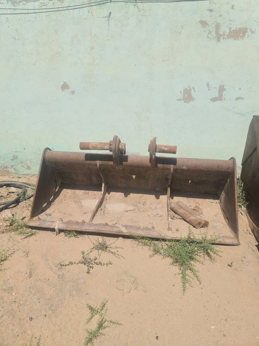 Ковш планировочный