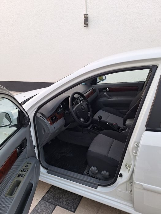 Lacetti 1.8 2013