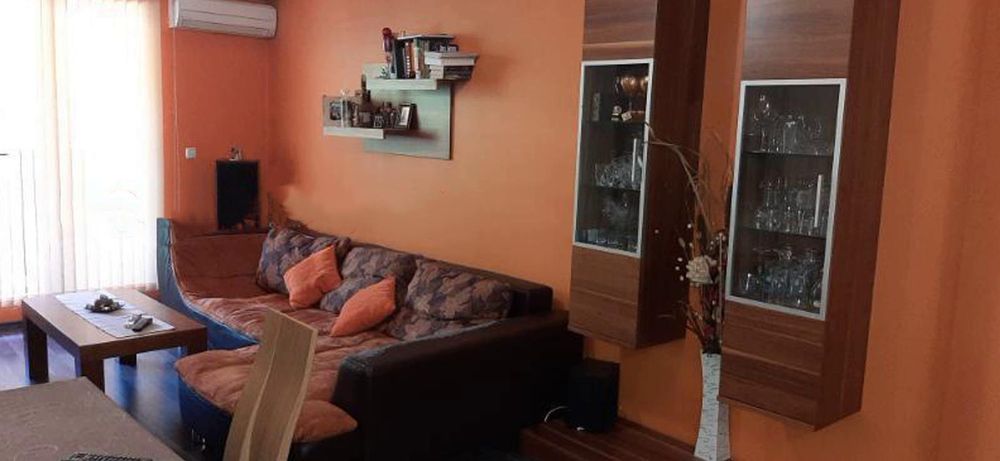 Дава се под наем Двустаен апартамент в София, Павлово - 78 кв.м за 600 € - Снимка #2