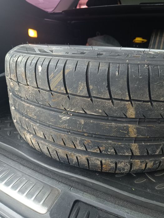 Продам диски с резиной на 18