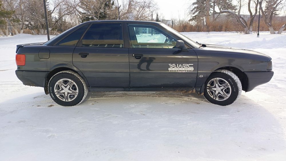 Продам ауди 80 б3