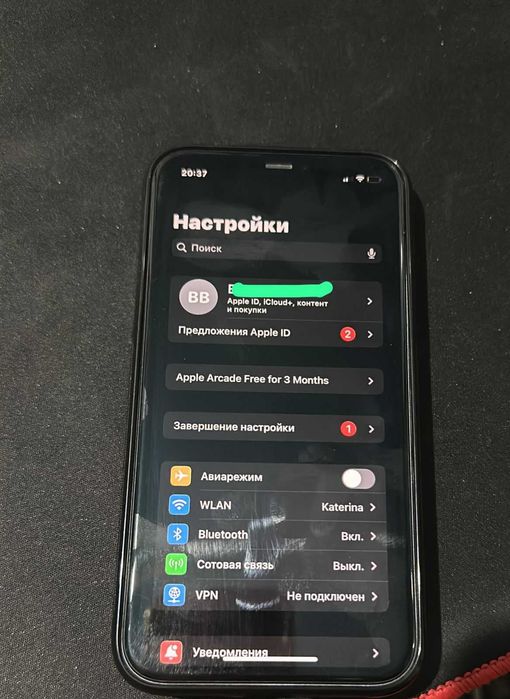 продаю айфон 11 в отличном состоянии