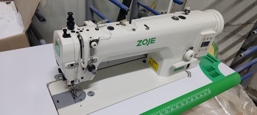 Продам швейную машинку Zoje 0303L